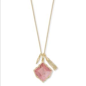 Kendra Scott Arlet necklace in gold/pink rhodite